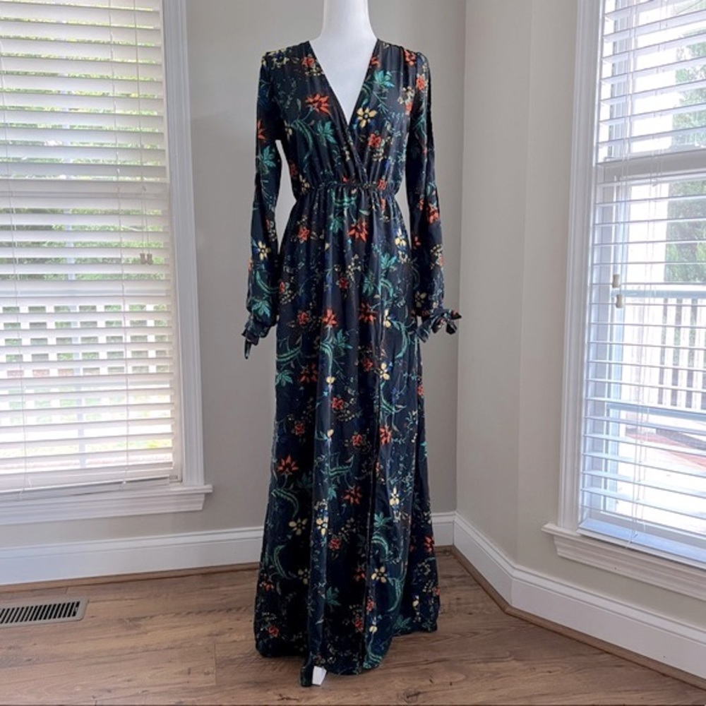 Long Sleeve Floral Cold Shoulder Maxi Dress with Slit